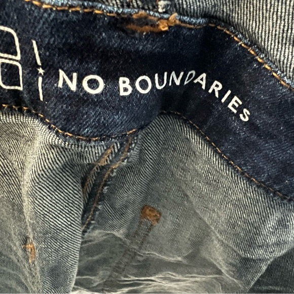 BNWOT short overalls - Picture 2 of 2